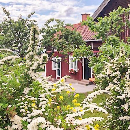 Cozy Home In Raettvik With Kitchen 외부 사진