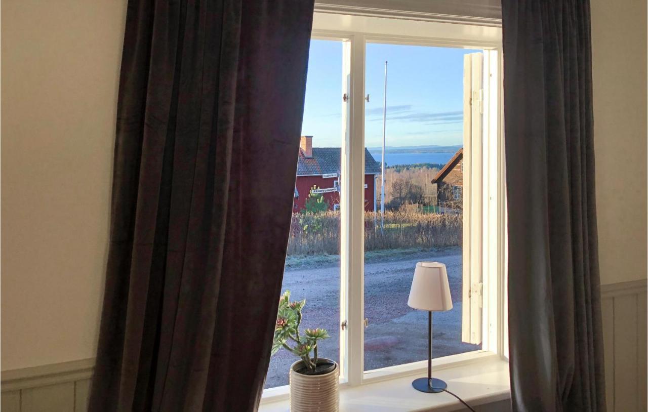 Cozy Home In Raettvik With Kitchen 외부 사진